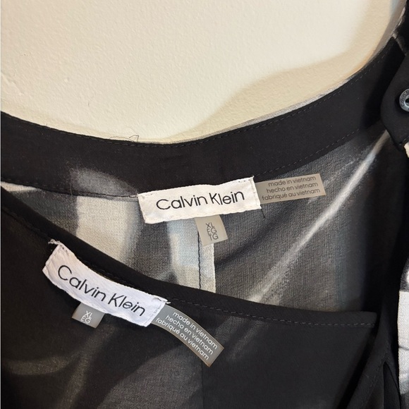 Calvin Klein Monochrome Patterned Top - Picture 2 of 4